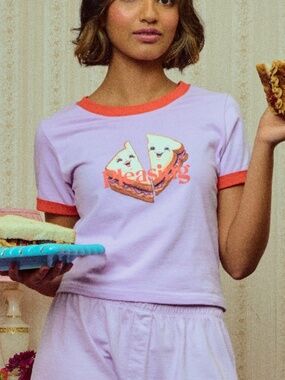 Pleasing “The I Chews You” Ringer Tee – Size Medium – NWT